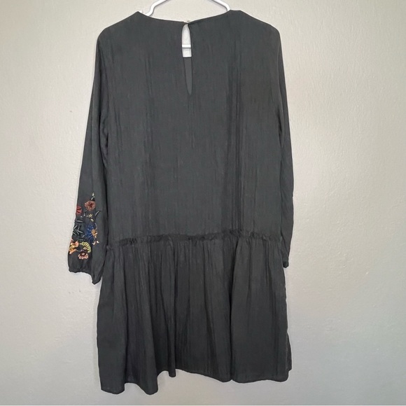 Zara Trafaluc Collection Embroidered Floral Gray Dress Size Large - Picture 9 of 14